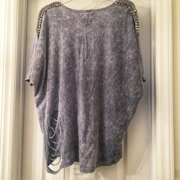 Burnout Destroyed Tee with Spikes - Picture 3 of 5